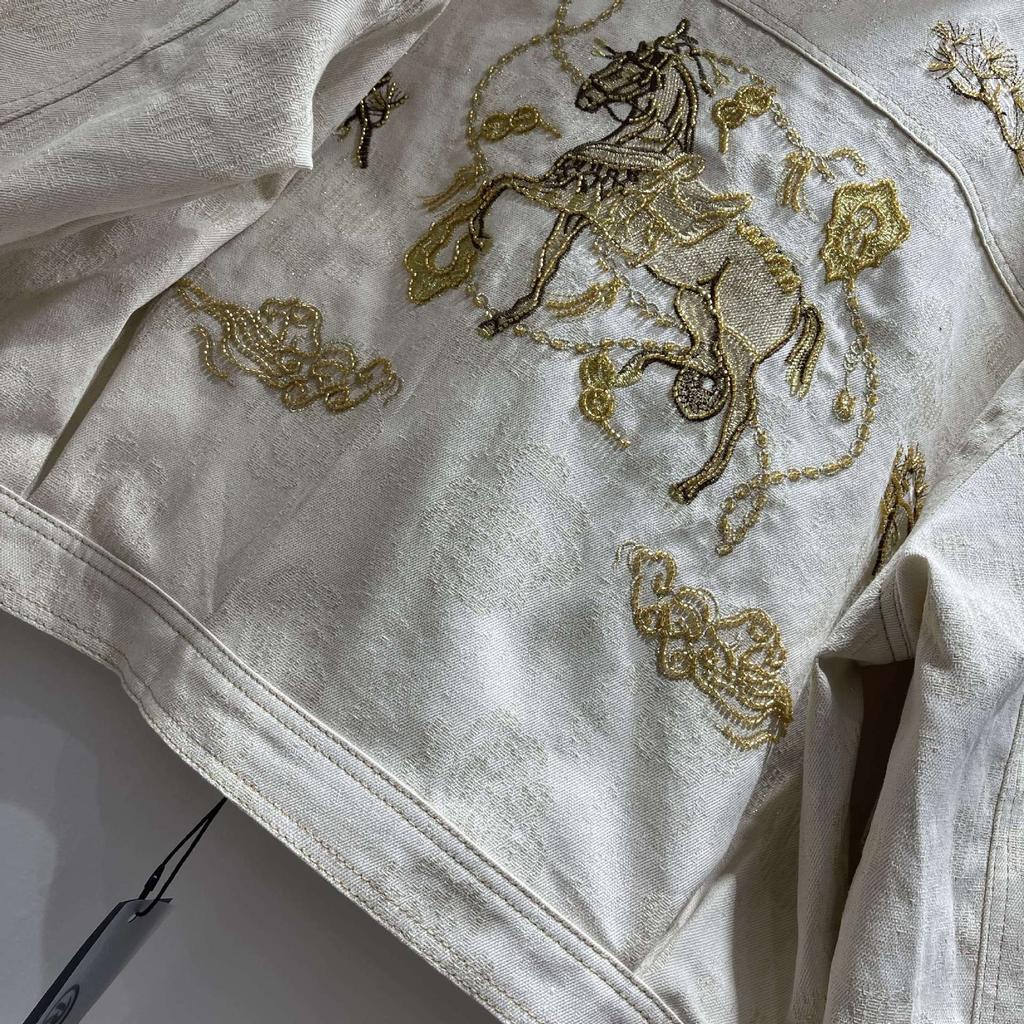 Giacca di jeans ricamata alla moda marca industria pesante da donna primavera nuova corta larga con revers manica lunga top stazione europea