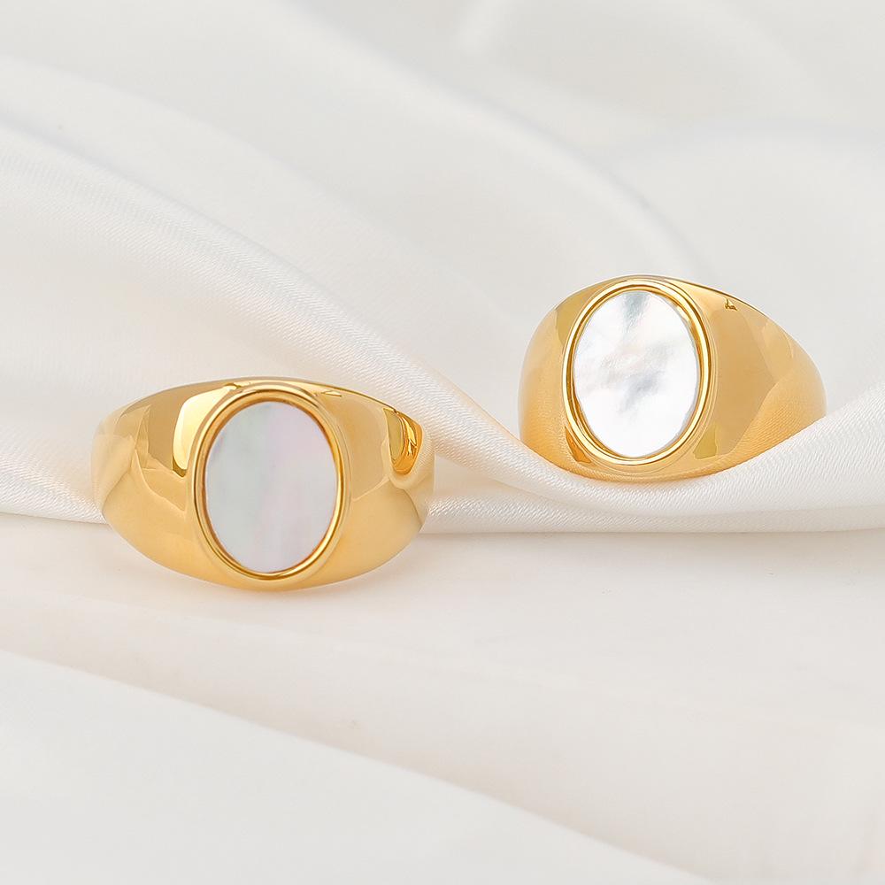 

18K Gold Retro Men s Couple Ring with Mother-of-Pearl Gold (#6)