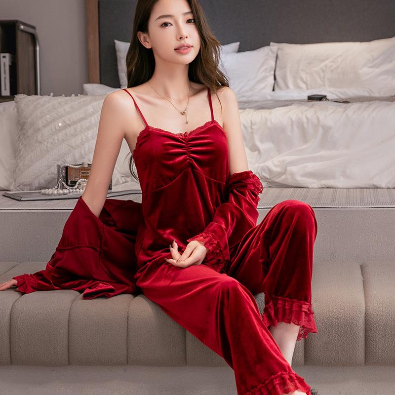 2025 Gold Velvet Autumn Pajamas: Comfortable Casual Two-Piece Homewear Set