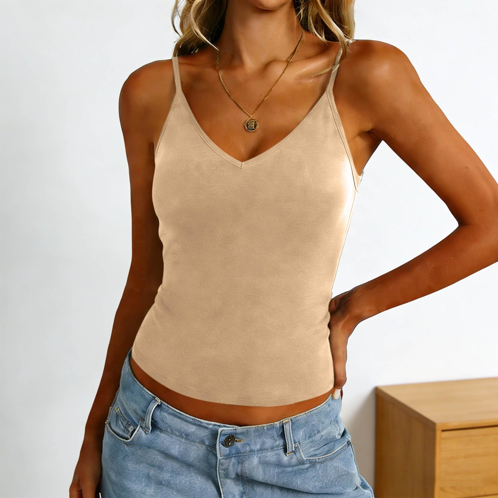 Ladies With Chest Cushion, Beautiful Back, Camisole, Vest, And Bottom Layer Top L