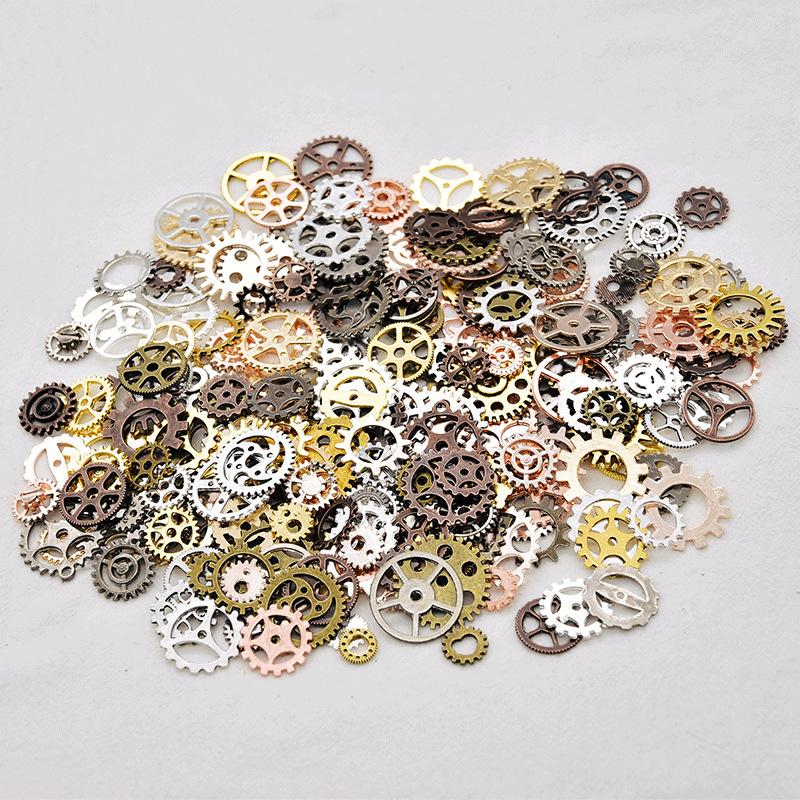 Steampunk Multicolor Gear Pendant: DIY Alloy & Resin Jewelry Accessory