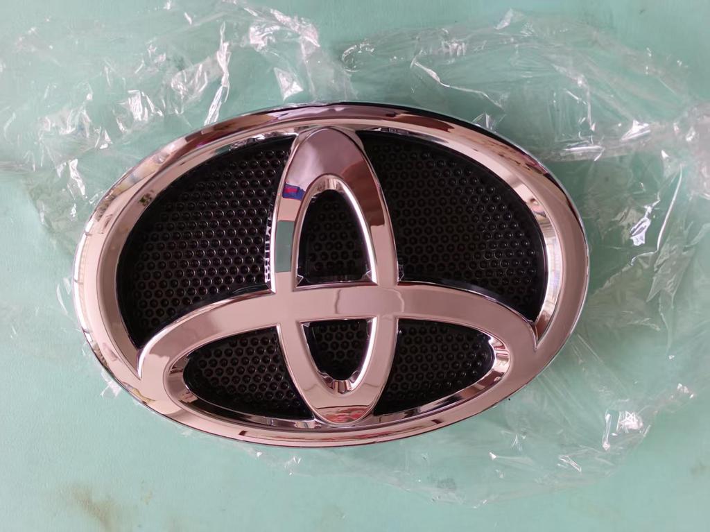 LEKR1 190x130mm Front Grill Emblem for Toyota Hilux Revo - Replacement for OEM 75310-0K010/0K050