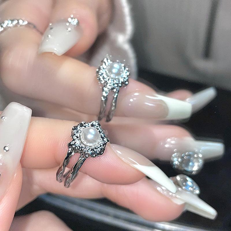 2-Piece Set Of Pearl Niche Design Sense Cold Wind French Irregular Texture Personalized Retro Open Ring Women