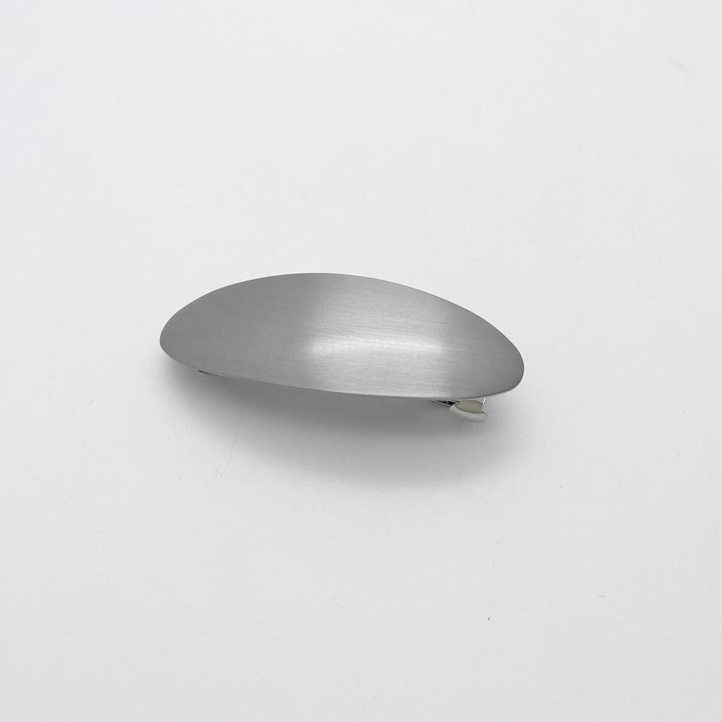 European & American Style Metal Oval Spring Clip: Versatile Retro Hair Accessory for Women's Ponytail or Half-Up Styles