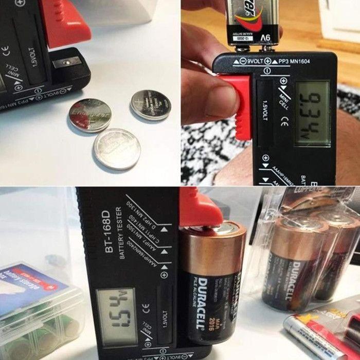 Tester Universale per Batterie AA, AAA, C, D, 9V e Batterie a Bottone