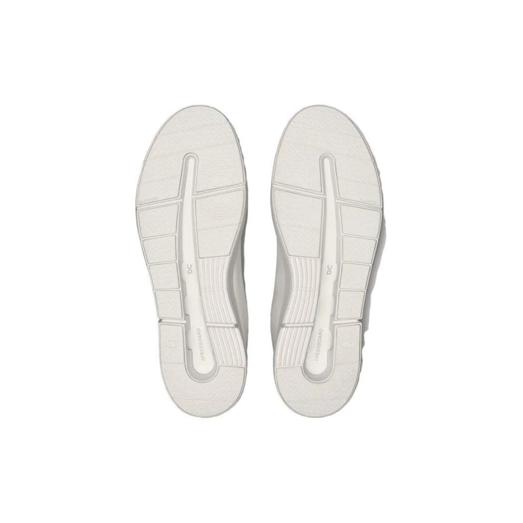 ON The Roger Advantage White Undyed Men Sneakers 3MD10642351