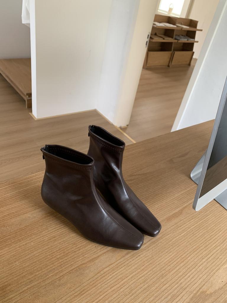 Korean version of square head low heel rear zipper retro Martin boots children commuting foreign soft sole casual versatile Chelsea boots