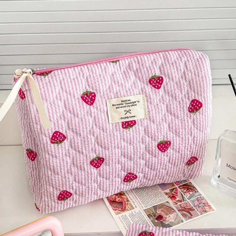 Pink Strawberry Women Cosmetic Quilted Bag Portable Travel Organizer Toiletry Makeup Storage Pouch Handbag Ladies Zipper Bag