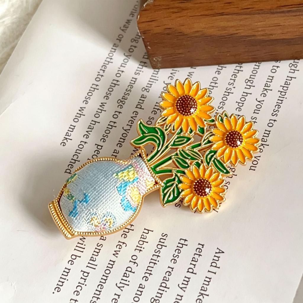 Creative Cartoon Drip Glaze Brooches Women Sunflower Bouquet Art Pins Cute Plant Exquisite Banquet Clothing Decor Jewelry Gift
