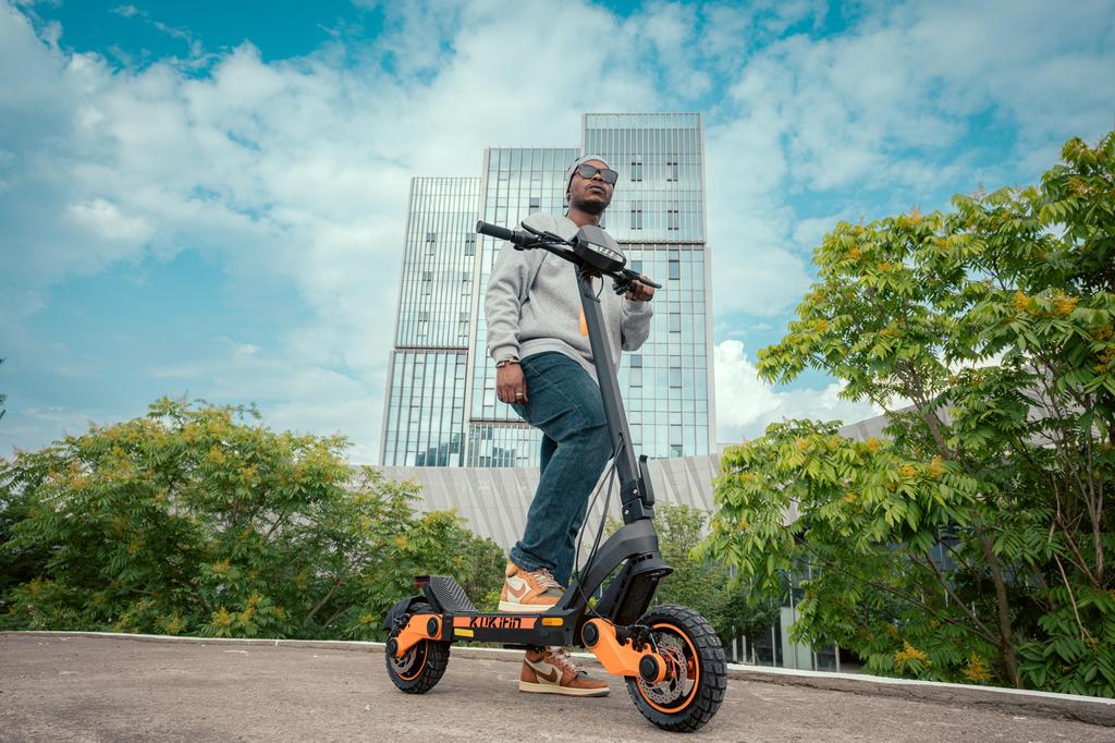 KuKirin Hulajnoga elektryczna G3 Silnik 1200W Bateria 52V 18AH Zasięg 63KM Prędkość 50KM/H, Opony 10-calowe, IP54, E-hulajnoga