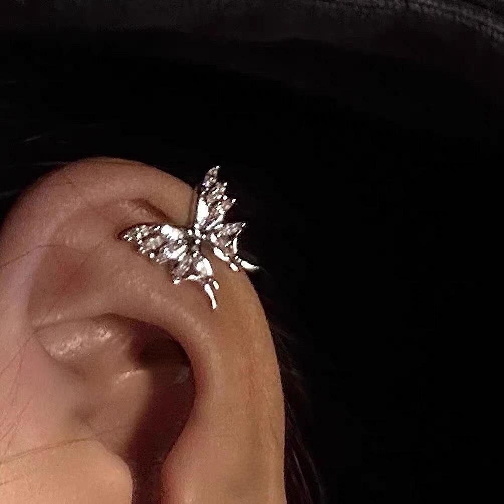 

Sweet Exquisit Zircon Butterfly Clip Earrings for Women Men New Fashion Hoop Earrings Without Piercing Party Jewelry Wholesale