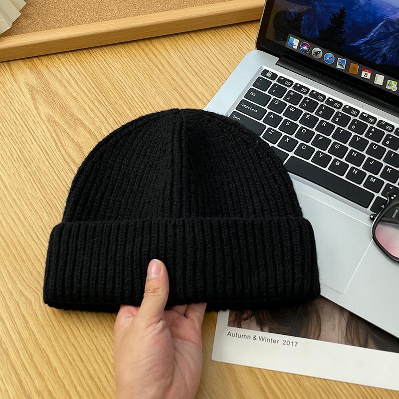 Knitted hat men's autumn and winter big head circumference light board wool hat, ear protection, warm cold hat, retro ruffian melon fur hat women