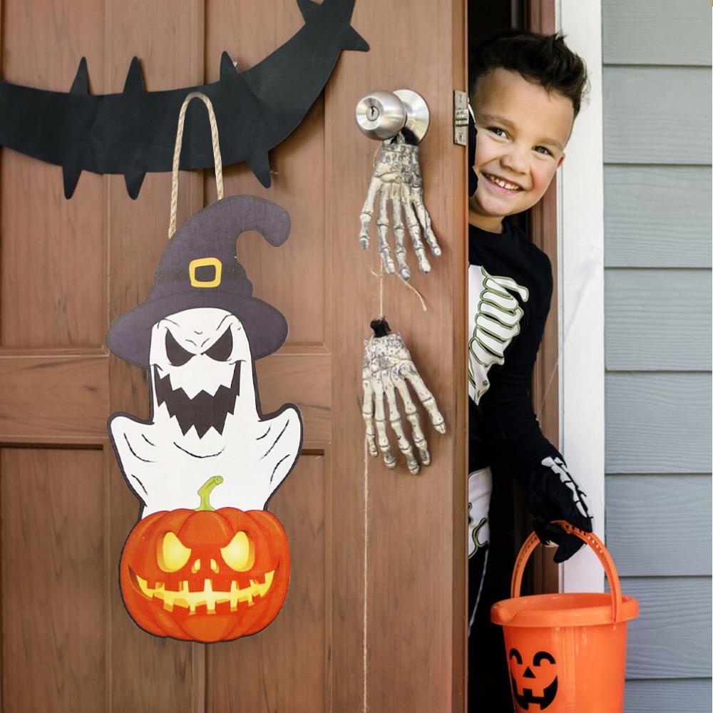 Halloween Wooden Hanging Sign Ghost Skull Pumpkin Bat Doorplate Decoration for Porch Decor Home Bar Room Halloween Decoration