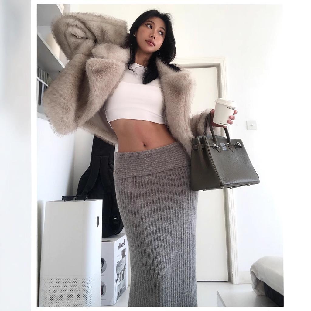 Women's Turn Down Collar Long Sleeve Faux Fox Fur Coat Loose Elegant Short Winter Outerwear