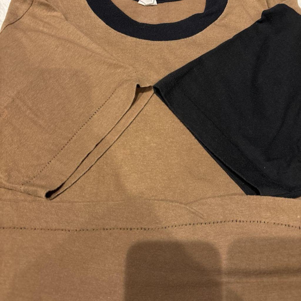 [USED] Rare and Rare 80s Brown-black Two-tone T-shirt Made In the USA, Single Stitched