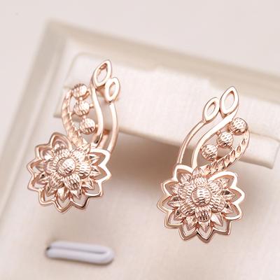 Nowe Kolczyki wiszące w kolorze Rose Gold dla Kobiet Nietypowe Metalowe Rzeźby Kwiatowe Kolczyki Modna Etniczna Biżuteria Vintage