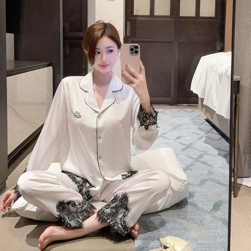Factory goods 1011 autumn and winter new ice silk pajamas women's Douyin fashion cartoon Internet celebrity fashion loungewear suit