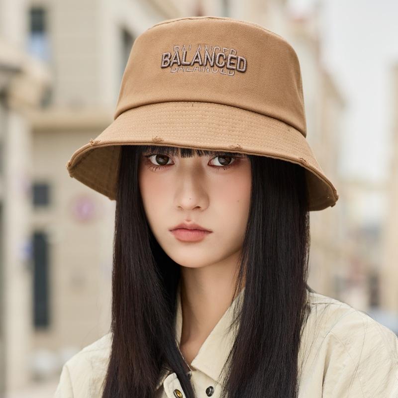 Summer Female Embroidery Letter Basin Hat Uv Protection Big Eaves Bucket Hat Travel Visor Beach Sun Hat