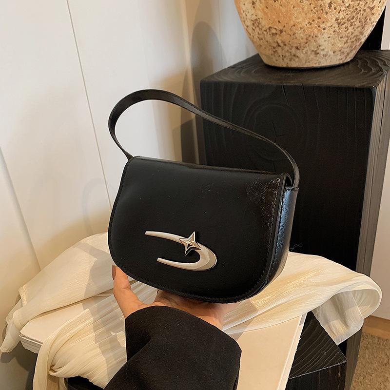 

Casual personality trend new small square bag women s messenger bag fashionable and beautiful 2024 summer shoulder bag women s bag