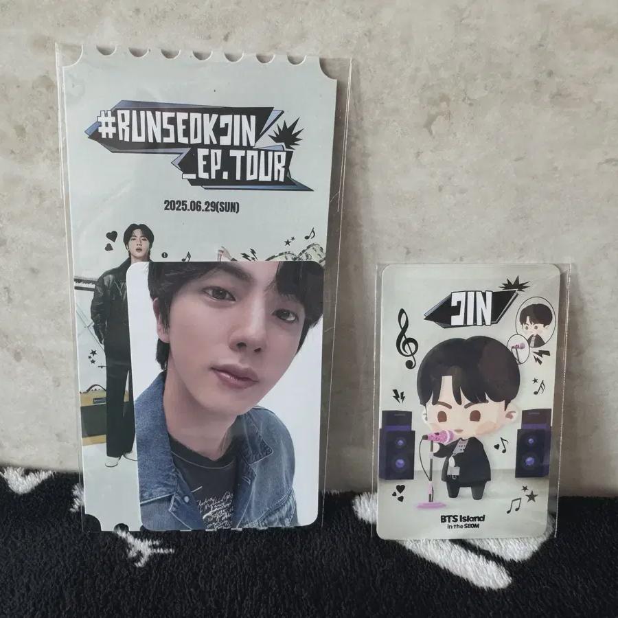 

BTS Сокджин Концерт Гоян Амисон Покемон