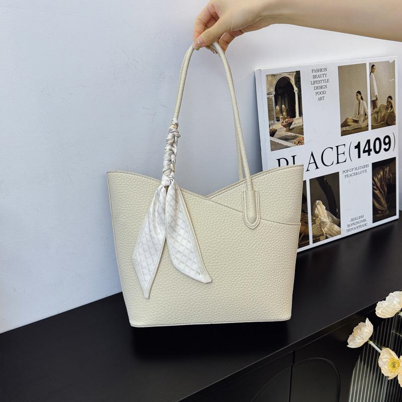 Large-capacity bag women's 2025 new high-end college student class shoulder bag women's portable commuter tote bag