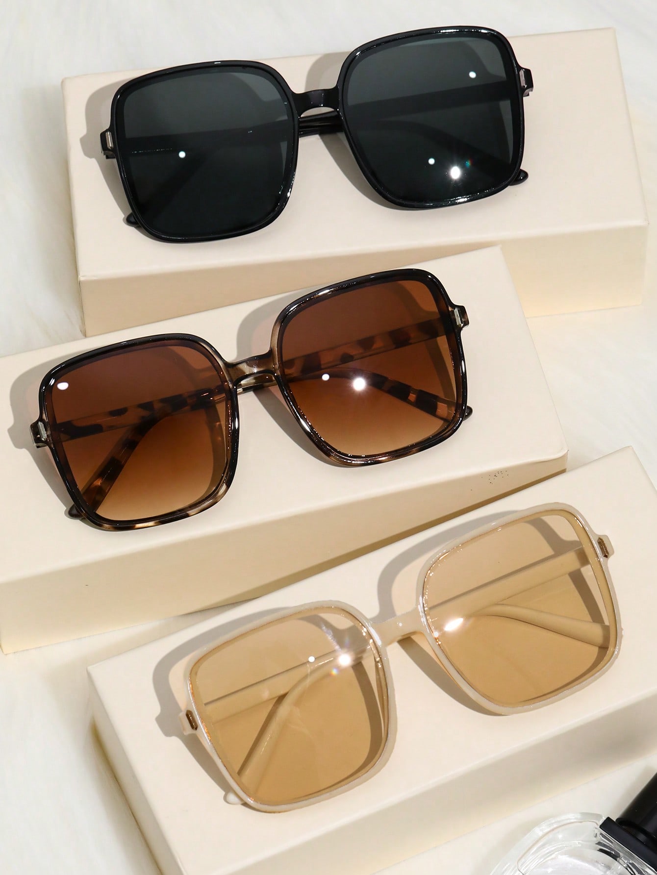 

3 шт. больших модных женских солнцезащитных очков для мужчин в пластиковой квадратной оправе для повседневных очков.