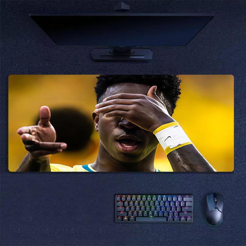 Vinicius Jr Mouse Pad, Large Gaming Desk Mat, Non-slip XXL Mousepad for Laptop & Tablet, Mini PC Playmat with Stitched Edges
