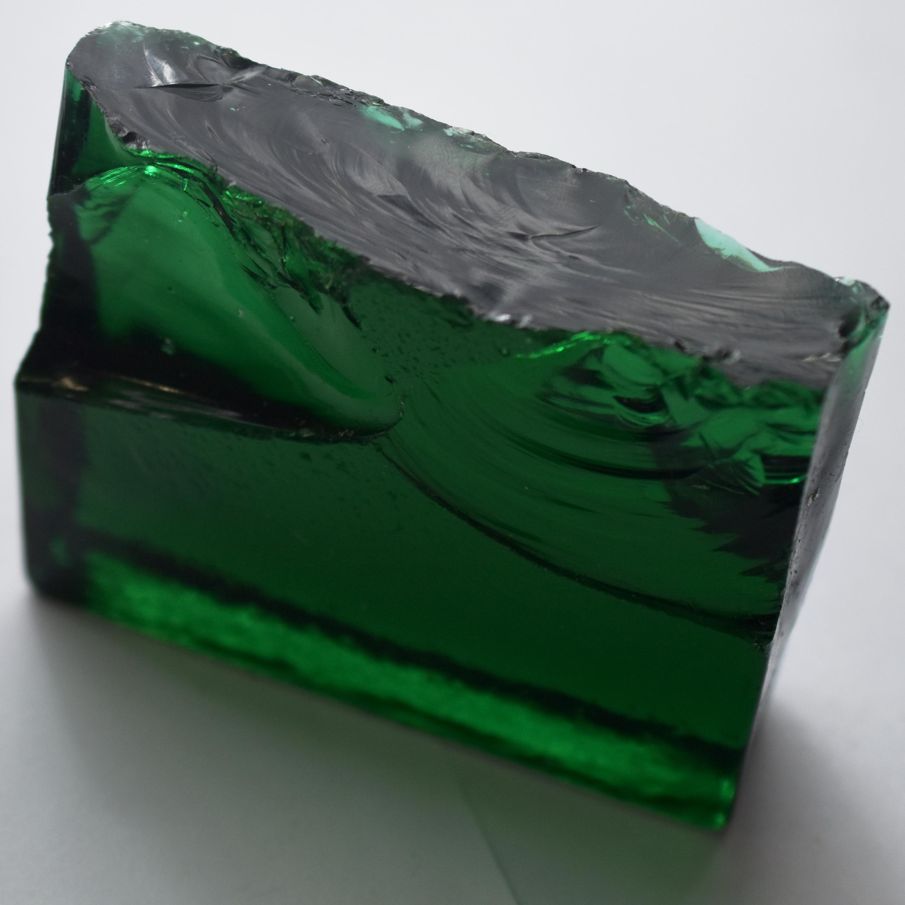 

Lab Created Green Emerald Uncut Rough 2105.8 Ct Certified Loose Gemstone my-78-k 95.7 mm approx зелений