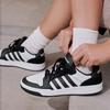 Încălțăminte unisex – Adidaşi
