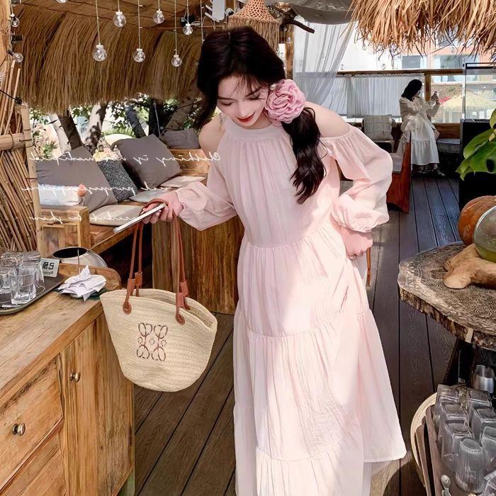 Seaside vacation dress women's summer new sweet gentle wind French temperament beautiful off-the-shoulder beach dress