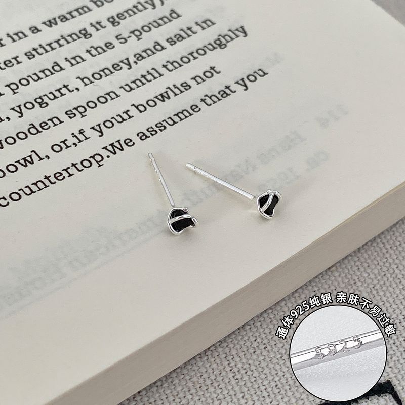 

Изысканные маленькие серьги с цирконием для девочек из позднего стерлингового серебра 925 Sterling Silver Black Zircon Stud Earrings