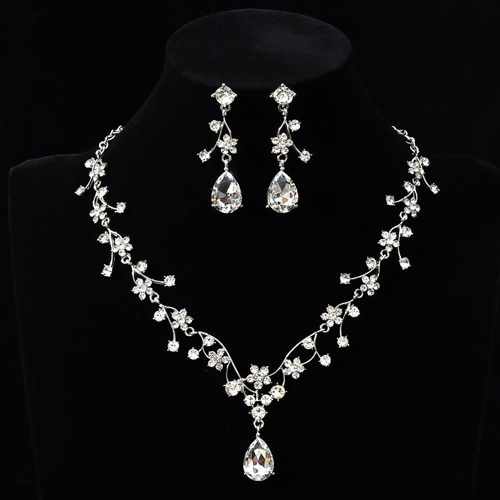 New fashion temperament flower zircon super flash necklace earrings set bridal dress necklace jewelry