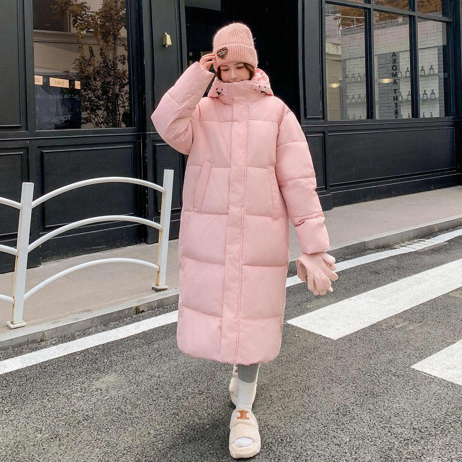 

Студенческая пуховая хлопковая куртка 2025 Новая с капюшоном Длинная Ниже колена Куртка-пуховик Сладкая и Универсальная Свободная Утепленная Куртка XXL розовый