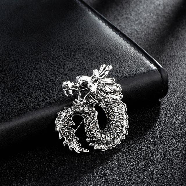 Новое поступление Стильная Стильная Животное Дракон Значок Брошь Металлизированные Заколки на Лацкан Мужской Костюм Рубашка Классический Винтажный Значок Брошь-Корсаж Украшения