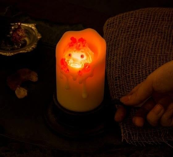 STUDIO GHIBLI Pohyblivý hrad Třesoucí se LED svíčka Benelic - Howlův - Calcifer,