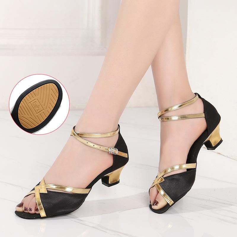 

Женская обувь для латиноамериканских и бальных танцев. Туфли с открытым носком и высоким каблуком. Нескользящая дышащая поддержка свода стопы. 34 чёрный