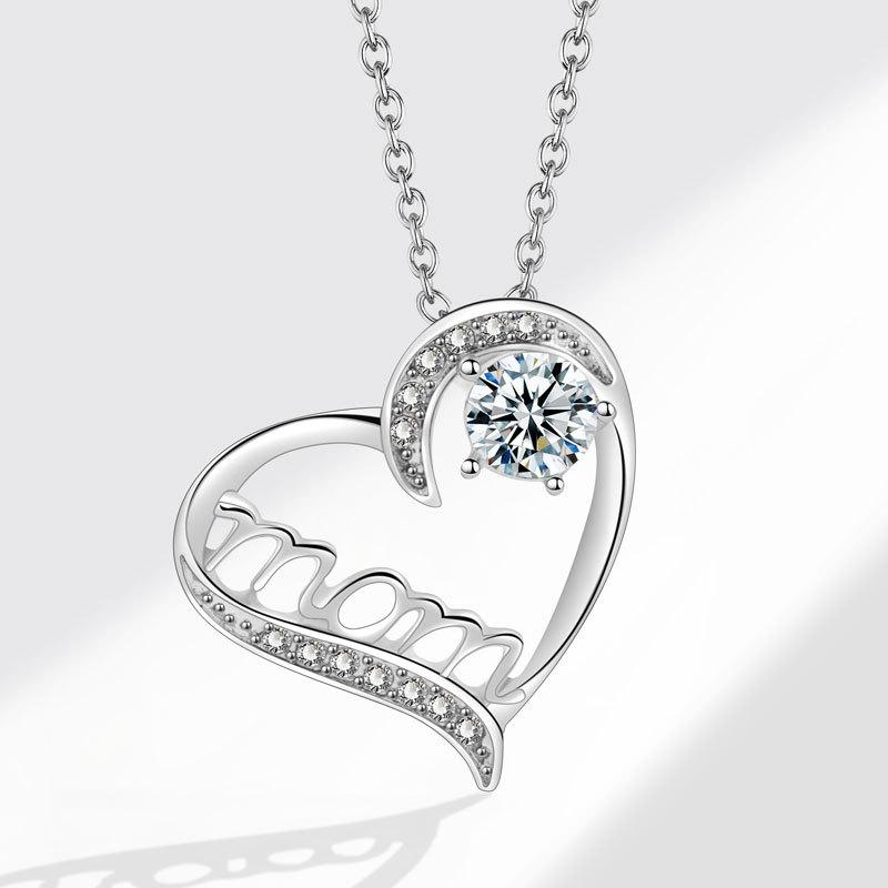 Eternal Heart Delicate Clavicle Necklace For Women Versatile Birthday Gift Elegant Pendant Jewelry Accessory