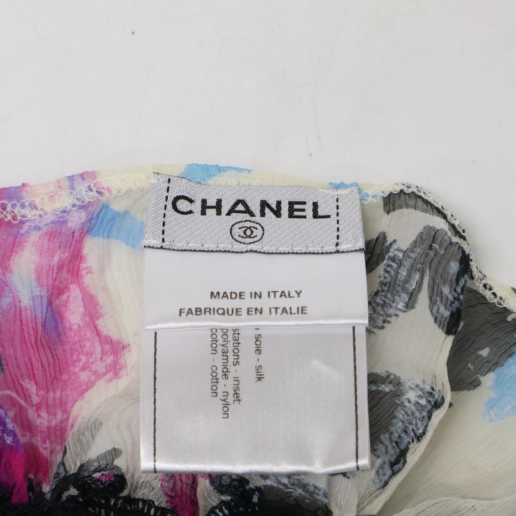 Chanel 07C P29955V19739 Silk Graffiti CC Logos Lace Trim Camisole Tops 38 black/white/multicolorUsed