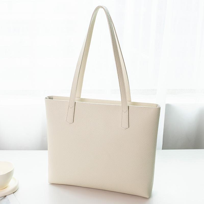 Big bag new trendy light luxury 2025 autumn and winter hard shoulder bag large capacity commuting versatile hand carry tote bag