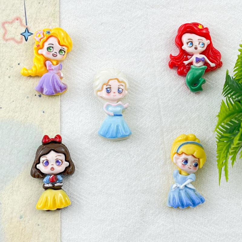 Anime Snow White Resin Hair Clips & Keychains