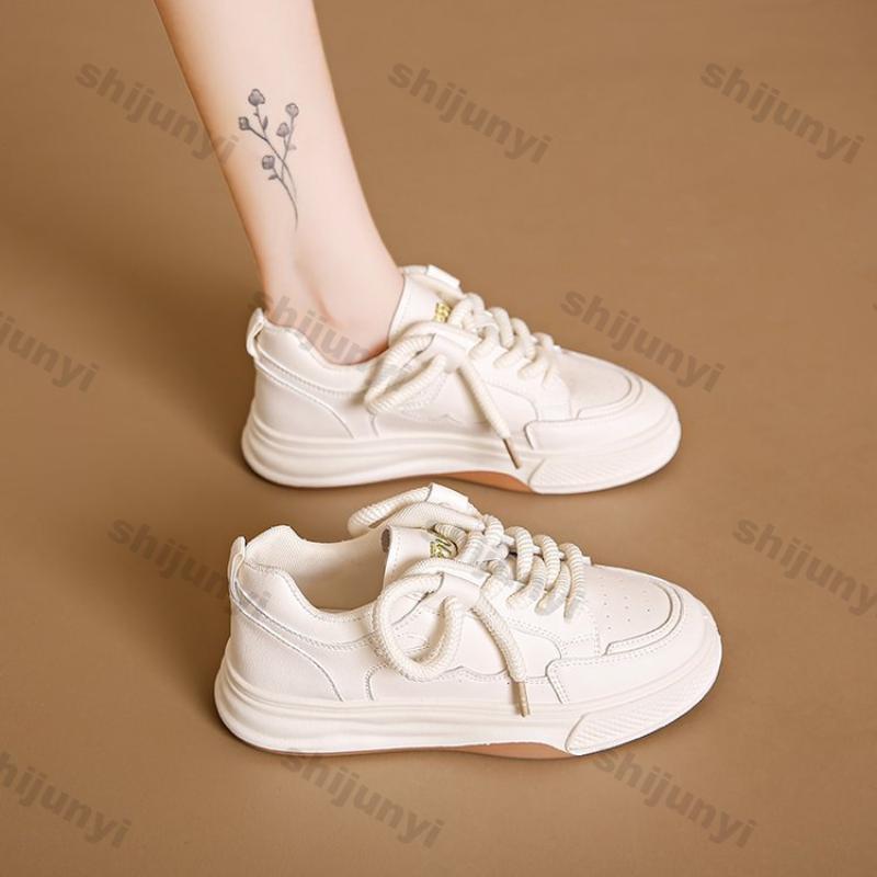 Woman Fashion Casual Board Shoes Women Autumn New Lightweight Lace Up Female Breathable Running Sneakers Casual Walking Shoes