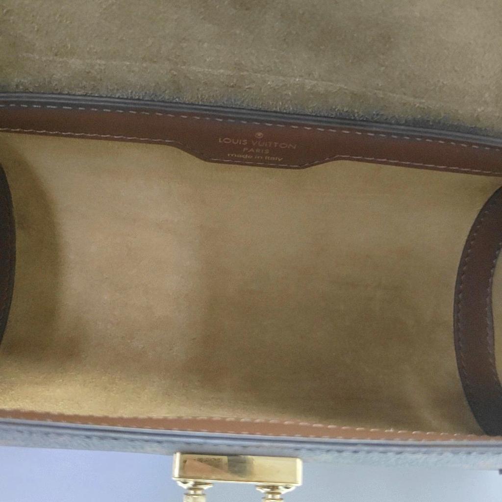 [Pre-Owned] Papillon Trunk Monogram Chain S-Lock Closure Coated Canvas With Leather Trim Shoulder Bag - Very Good #1IJCEMJ