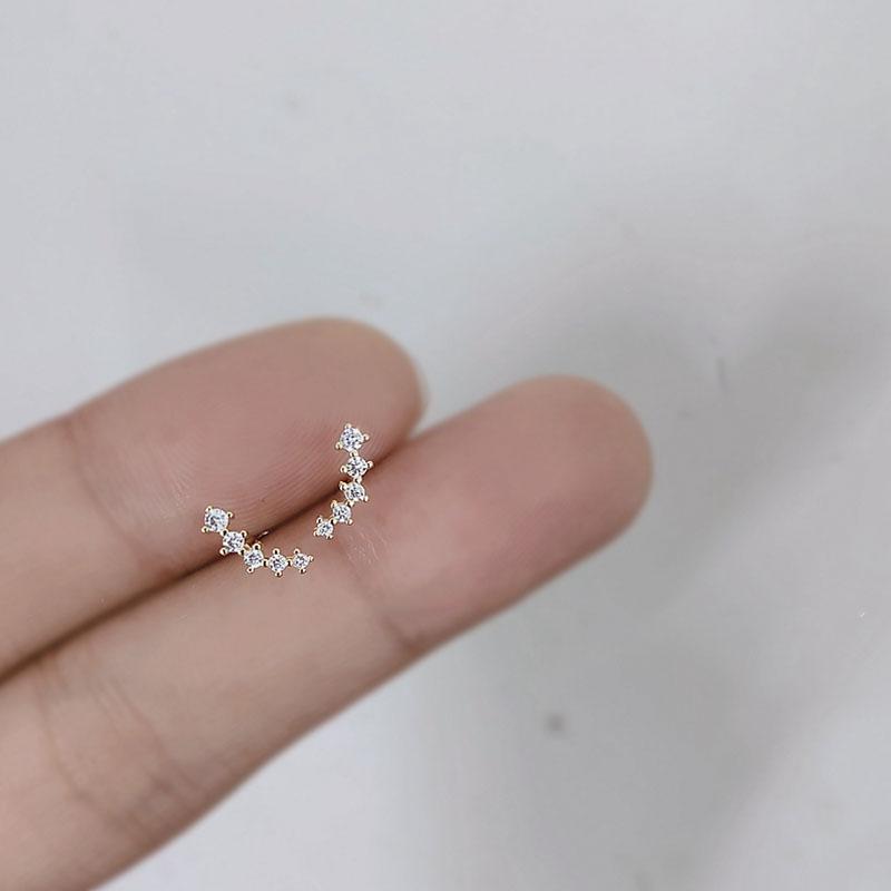 925 Silver Needle Simple Small Stud Earrings Round Cubic Zirconia Minimalist Stud Earrings Gift for Her