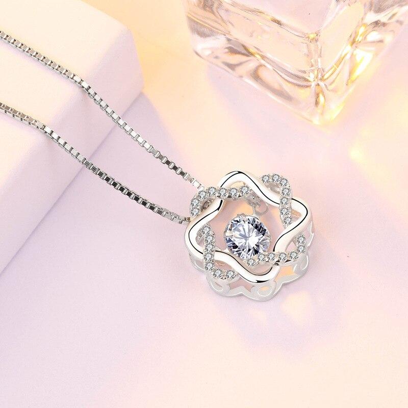 Latest  Sterling Tone Women Pendant Necklace Stylish Fashionable Eight Pointed Star High Quality Zircon Stone Pendant Clavicle Chain Jewelry