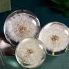 Bola de Cristal Flor Artificial Hecha a Mano Toque de Naturaleza en el Hogar Regalo Resina Decorativa Bola de Sueños Hortensia azul 8cm