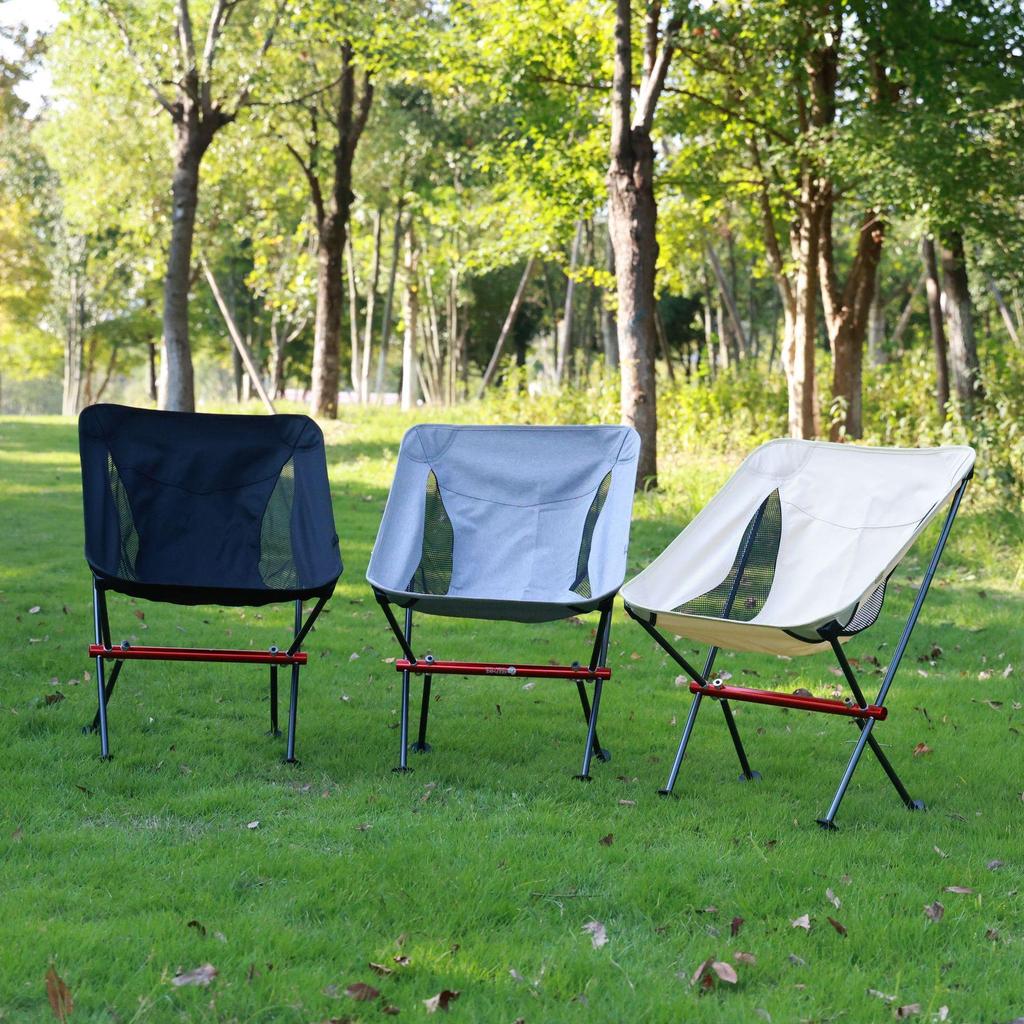 Aluminum Alloy Portable Folding Moon Chair for Outdoor Camping, Beach, and Fishing - Reclining & Lightweight Leisure Seat.