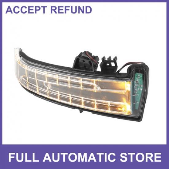 Поворотник в боковом зеркале двери для Mercedes Benz W204 C204 W212