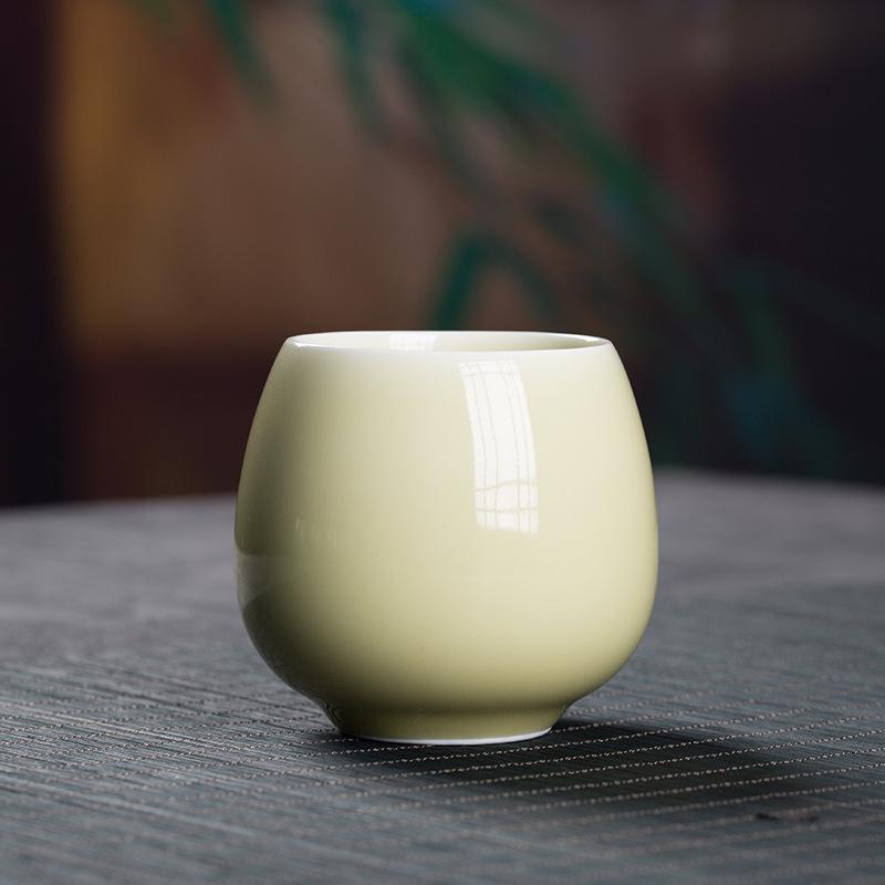 Longquan Celadon Ceramic Tea Cup - Handleless, Engravable, with Ice Crack Design for Home or Office Use