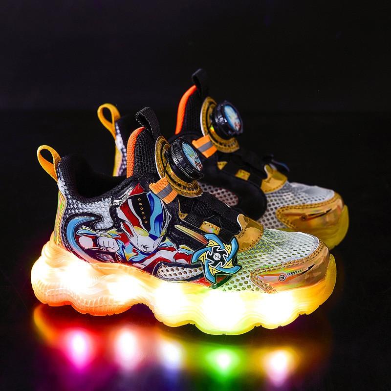 Scarpe stile giovanile Scarpe da corsa luminose per ragazzi Bambini Età 4-16 Sneakers in rete traspirante con fibbia rotante Leggere Antiscivolo Outdoor