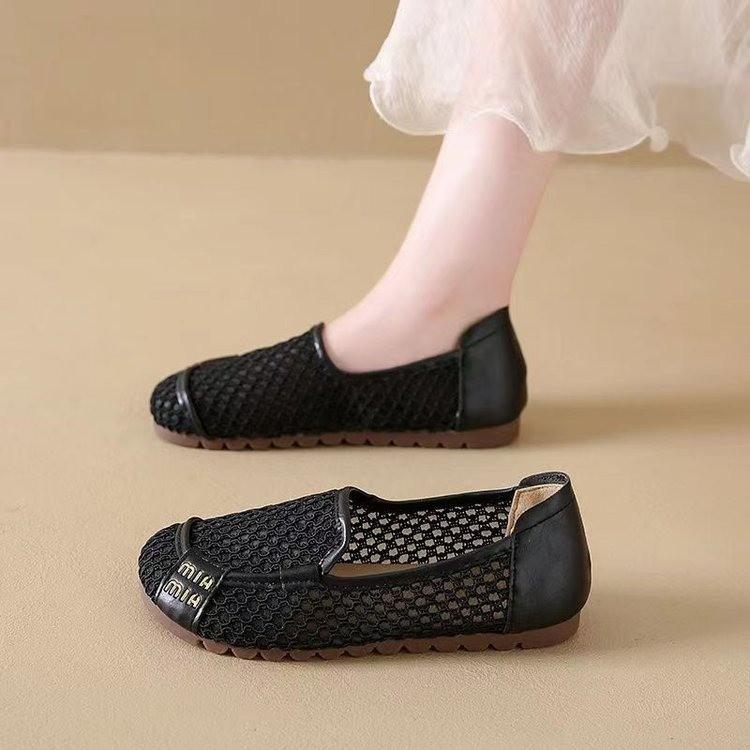 

Versatile hollow woven mesh hole single shoes women s spring and summer new one-pedal soft-soled Doudou casual shoes 35